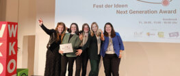 The winning team Softcloud at the NEXT GENERATION ideas and business plan competition with the supervising teacher from TFBS, Julia Szuchowszky (second from left) and Dipl. Kfm. Karin Steiner from FH Kufstein Tirol (on the right).