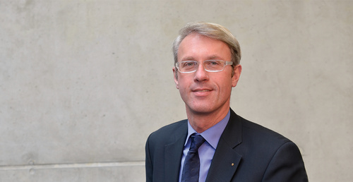 Uwe Heil - Professor (FH) für Internationale Wirtschaft | © FH Kufstein Tirol Uwe Heil, Professor (FH) für Internationale Wirtschaft | © FH Kufstein Tirol