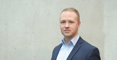 Giuseppe Sorrentino - Akademischer Produktentwickler, Hochschullehrer für Betriebswirtschaftslehre & datenbasierte Unternehmensführung, Datenschutzbeauftragter | © FH Kufstein Tirol Giuseppe Sorrentino, Akademischer Produktentwickler, Hochschullehrer für Betriebswirtschaftslehre & datenbasierte Unternehmensführung, Datenschutzbeauftragter | © FH Kufstein Tirol